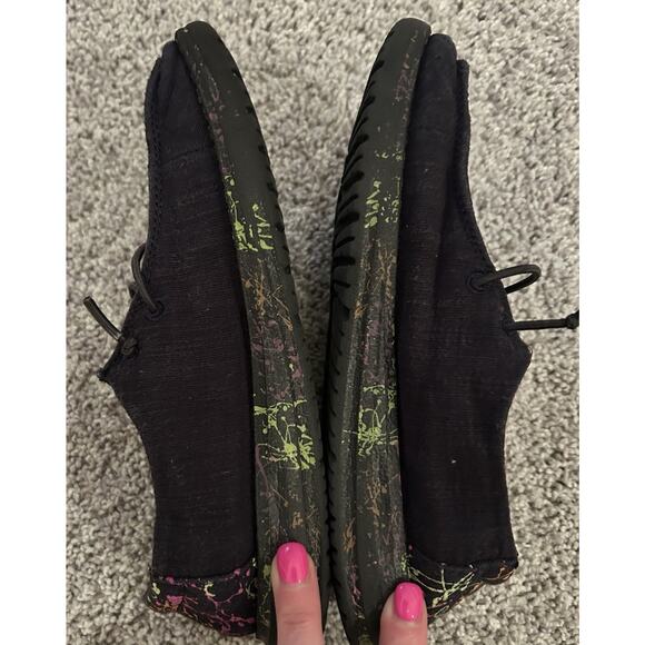 Hey Dude Shoes Wendy Glo Youth Size Y3-L4 Neon Paint‎ Splatter Loafers Black - Picture 5 of 8